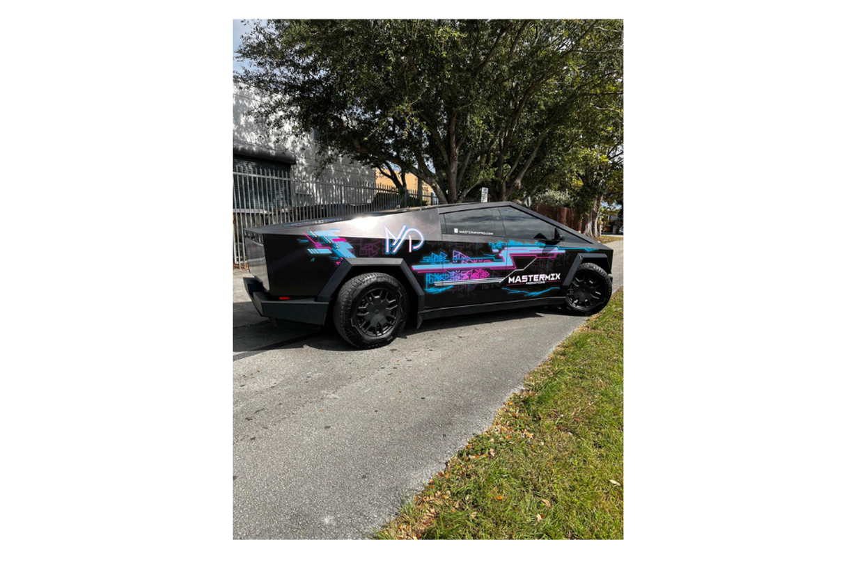 Custom Wrap 1